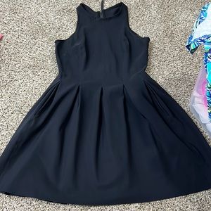 ✨ SPECTACULAR lululemon pleat dress RARE FIND ✨